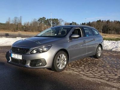 begagnad Peugeot 308 SW 1.6 HDI ALLURE, Drag, Kamrem bytt PDC 2018, Halvkombi