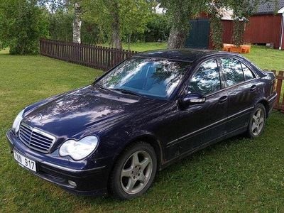 Mercedes C200