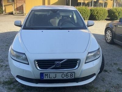 Volvo S40