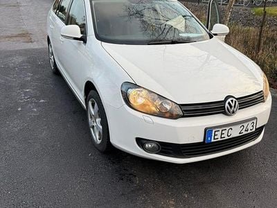 Begagnad 2011 VW Golf Kombi | 35 000 kr (Dyr)