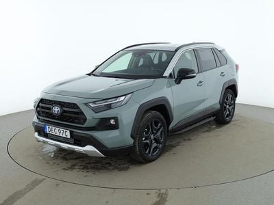 Begagnad Toyota RAV4 Hybrid 224 HK (164 kW) 2022 Grön SUV