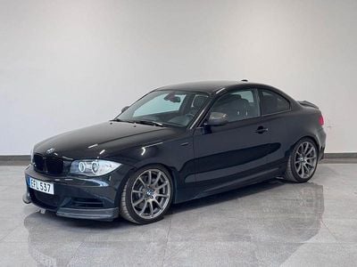 Svart Begagnad 2010 BMW 135 Coupé Advantage Sportkupé | 219 900 kr