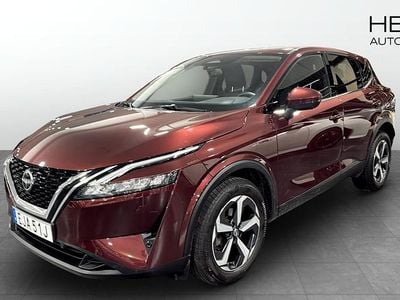 Röd Begagnad 2023 Nissan Qashqai N-Connecta SUV | 279 900 kr (Bra pris)
