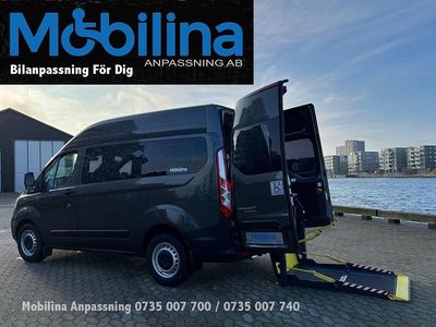 Grå Begagnad 2023 Ford Transit Custom Kombi | 569 000 kr