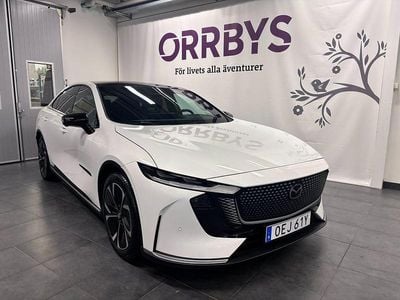 Vit Ny 2025 Mazda 6e Takumi-Line Halvkombi | 464 900 kr (Marknadspris)