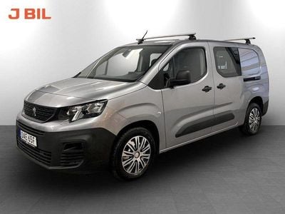 Grå Begagnad 2021 Peugeot Partner Minibuss | 214 900 kr