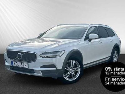 Begagnad Volvo V90 CC SE 192 HK (141 kW) 2019 Vit Kombi