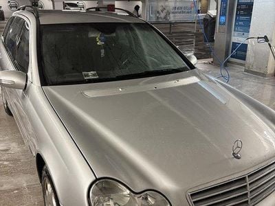 Mercedes C200