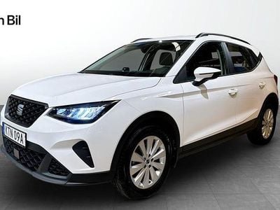 Begagnad Seat Arona Style 110 HK (80 kW) 2022 "candy" weiss SUV