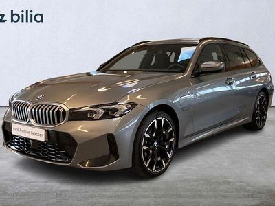 Grå Begagnad 2025 BMW 330e Shadowline Kombi | 519 000 kr