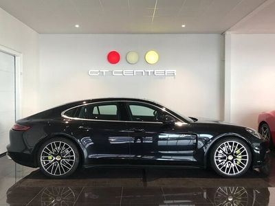 begagnad Porsche Panamera 4 E-Hybrid PDK 5-sits Distronic