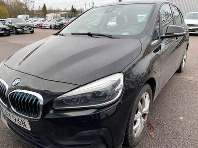 Svart Begagnad 2019 BMW 225 Advantage Kombi | 189 000 kr (Marknadspris)