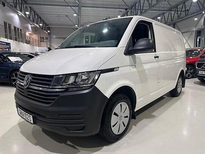 Vit Begagnad 2023 VW Transporter Van | 279 900 kr