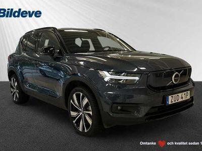 Mörkblå (blå) Begagnad 2022 Volvo XC40 Plus SUV | 324 900 kr