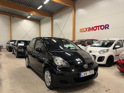 Svart Begagnad 2010 Toyota Aygo Halvkombi | 39 900 kr (Marknadspris)