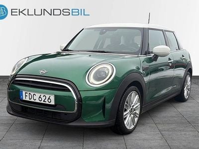 Begagnad Mini Cooper 136 HK (100 kW) 2023 Grön Halvkombi