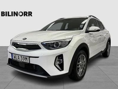 Vit Begagnad 2021 Kia Stonic SUV | 189 900 kr (Marknadspris)