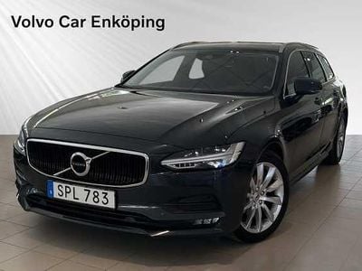 Grå Begagnad 2019 Volvo V90 Momentum Kombi | 239 900 kr (Marknadspris)