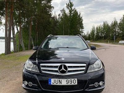 Begagnad Mercedes C180 156 HK (114 kW) 2012