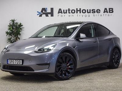 Begagnad Tesla Model Y Performance 392 kW (534 HK) 2023 Grå SUV