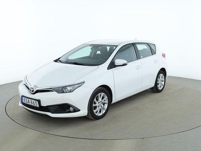 Vit Begagnad 2017 Toyota Auris Active | 149 000 kr (Marknadspris)