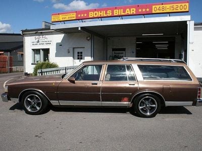 Flerfärgad Begagnad 1988 Chevrolet Caprice Kombi | 69 000 kr