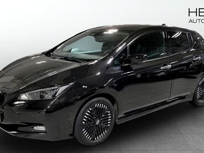 Svart Begagnad 2022 Nissan Leaf N-Connecta Halvkombi | 169 900 kr (Marknadspris)