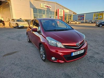 Metallic Begagnad 2012 Toyota Yaris Halvkombi | 84 900 kr (Dyr)