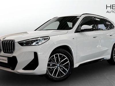 Vit Begagnad 2025 BMW X1 M Sport SUV | 436 700 kr (Marknadspris)