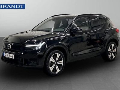 Svart Begagnad 2023 Volvo XC40 Core SUV | 319 900 kr