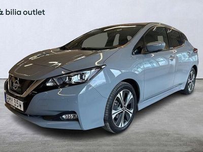 begagnad Nissan Leaf N-Connecta 40 kWh 150hk 360-kamera/R-värmare/KLe 2022 Grå