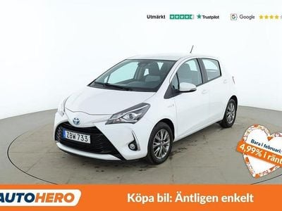 Vit Begagnad 2018 Toyota Yaris Hybrid Active Sedan | 170 000 kr (Marknadspris)