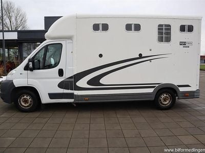Begagnad Peugeot Boxer 131 HK (96 kW) 2012 Vit svart Van