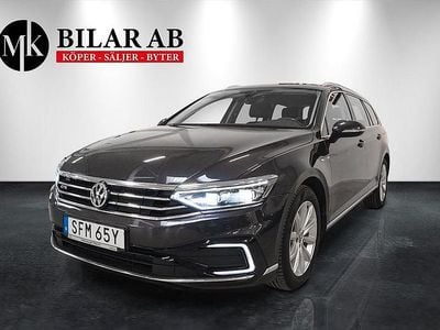 Mörkgrå (grå) Begagnad 2020 VW Passat GTE Kombi | 229 900 kr (Marknadspris)