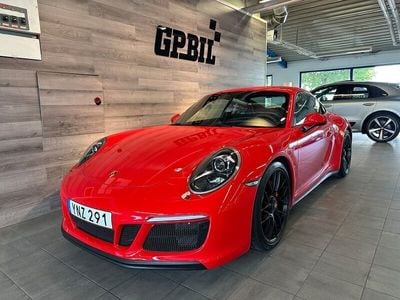 Porsche 911 Carrera GTS