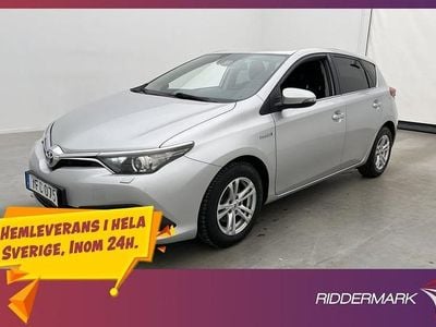 Silver Begagnad 2016 Toyota Auris Hybrid Active Halvkombi | 144 800 kr (Marknadspris)