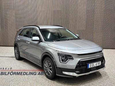 Grå Begagnad 2022 Kia Niro Advance SUV | 279 000 kr (Marknadspris)
