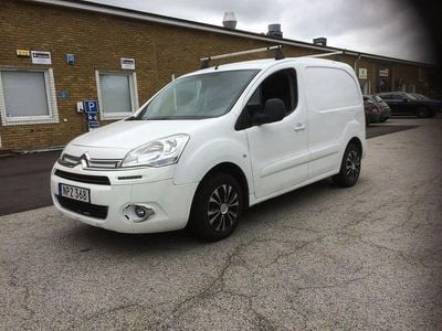 Begagnad Citroën Berlingo 90 HK (66 kW) 2015 Vit Minibuss
