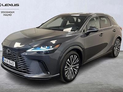 Grå Begagnad 2022 Lexus RX450h+ Executive Line SUV | 699 000 kr (Marknadspris)
