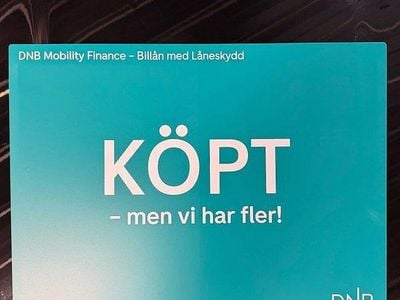 Grå Begagnad 2015 Ford C-MAX Titanium Minibuss | 99 000 kr (Dyr)