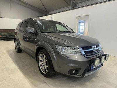 Begagnad Fiat Freemont 170 HK (125 kW) 2012 Grå SUV