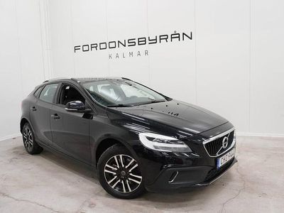 Begagnad Volvo V40 CC 120 HK (88 kW) 2017 Svart Kombi
