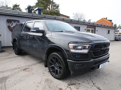 begagnad Dodge Ram Crew Cab LARAMIE 5.7 V8 HEMI NIGHT EDITION