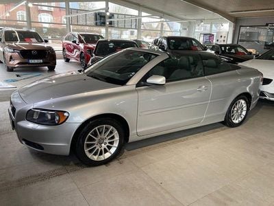 Begagnad Volvo C70 Momentum 220 HK (161 kW) 2006 Ljusgrå Cab