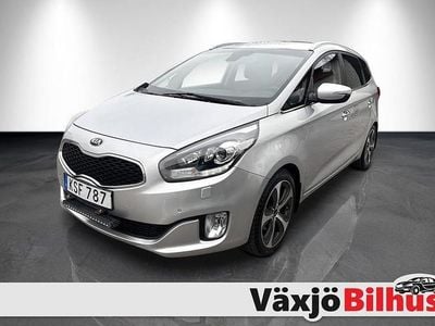 Grå Begagnad 2014 Kia Carens Minibuss | 89 900 kr (Marknadspris)