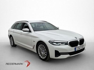 Begagnad BMW 530 292 HK (214 kW) 2023 Vit Kombi