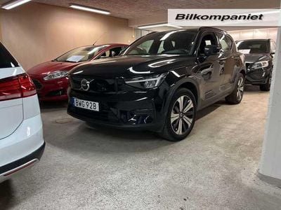 Svart Begagnad 2023 Volvo XC40 Core SUV | 369 000 kr