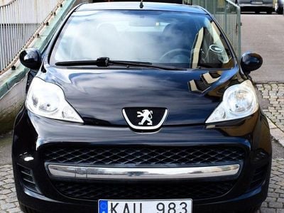 Svart Begagnad 2010 Peugeot 107 Halvkombi | 26 800 kr (Lite dyr)