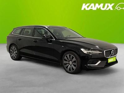 Svart Begagnad 2021 Volvo V60 Inscription Kombi | 279 700 kr (Marknadspris)
