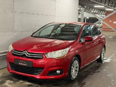 Röd Begagnad 2012 Citroën C4 Halvkombi | 49 900 kr (Marknadspris)